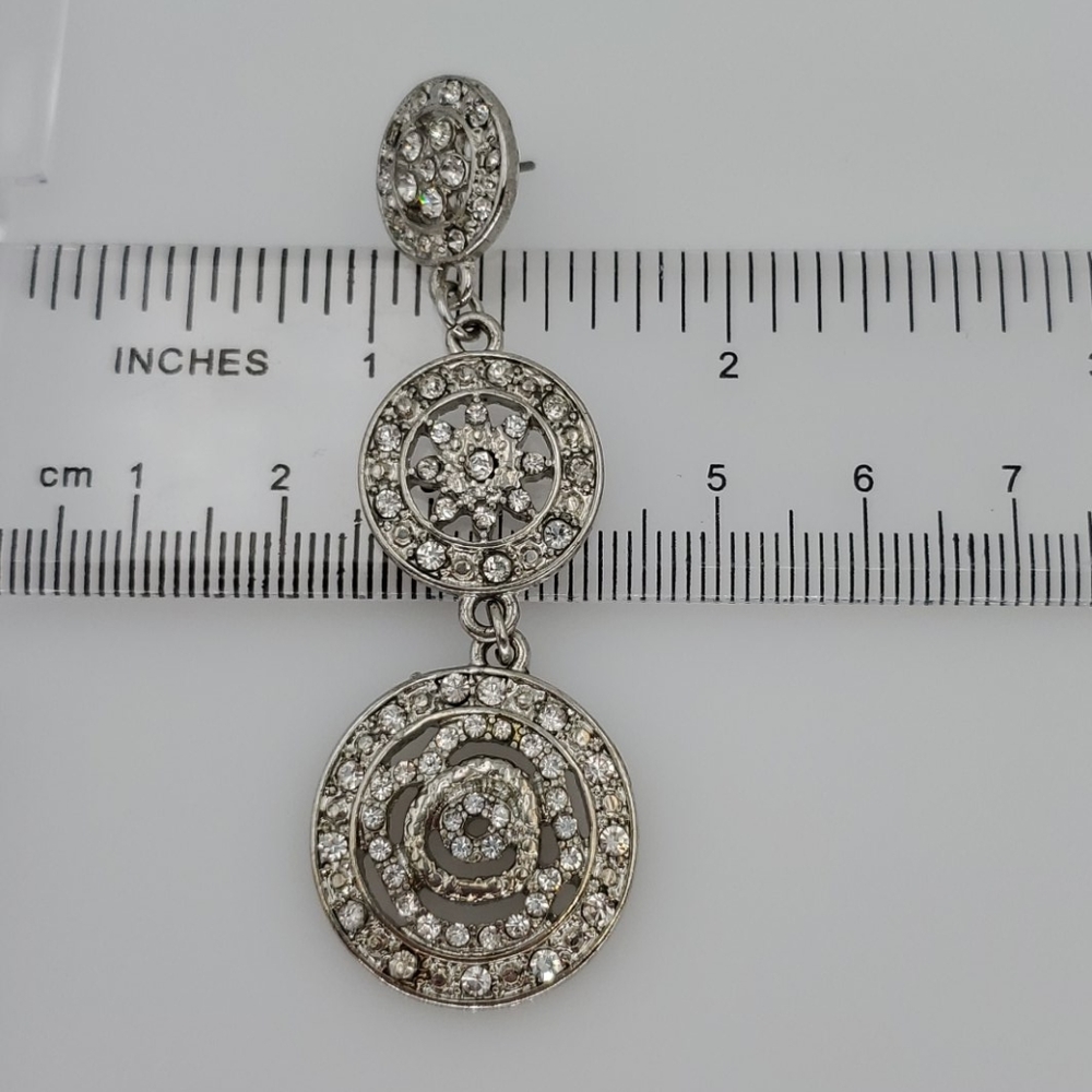 Sparkly Rhinestone Round Chandelier Earrings - Picture 7 of 8